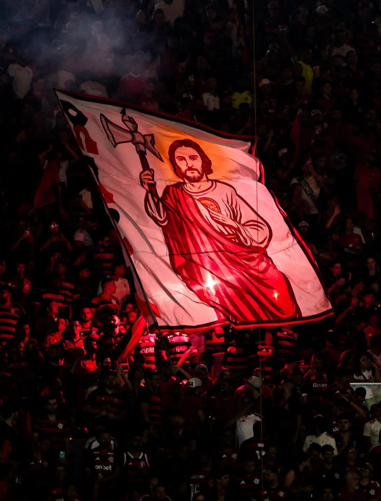Flamengo ergue o Brasileirão 2025 com vitória sobre o Ceará e Festa no Maracanã