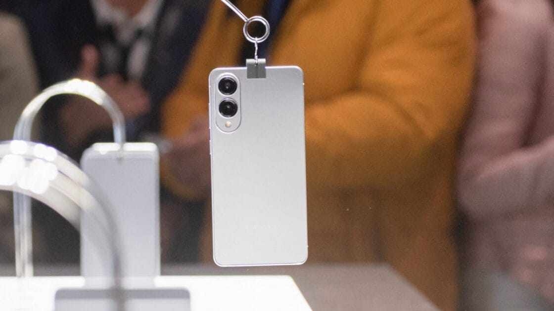 Galaxy S25 Edge vs iPhone 17 Air: Expectativas dos Ultra-Finos