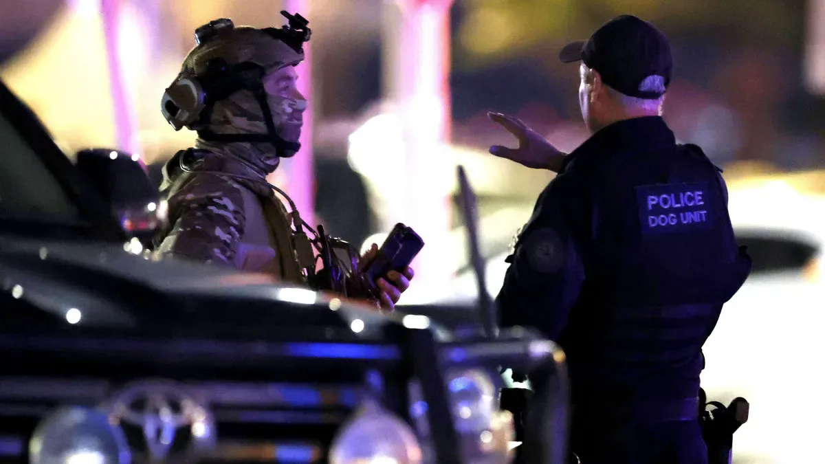 Suspeitos do ataque terrorista na Austrália são pai e filho; um morre e outro é detido