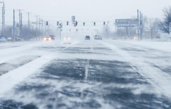 Tempestade de inverno histórica nos EUA deixa mortos, apagões e caos em várias regiões