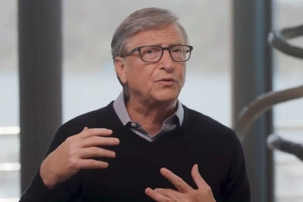 Bill Gates pede desculpas e diz que se arrepende de relação com Jeffrey Epstein